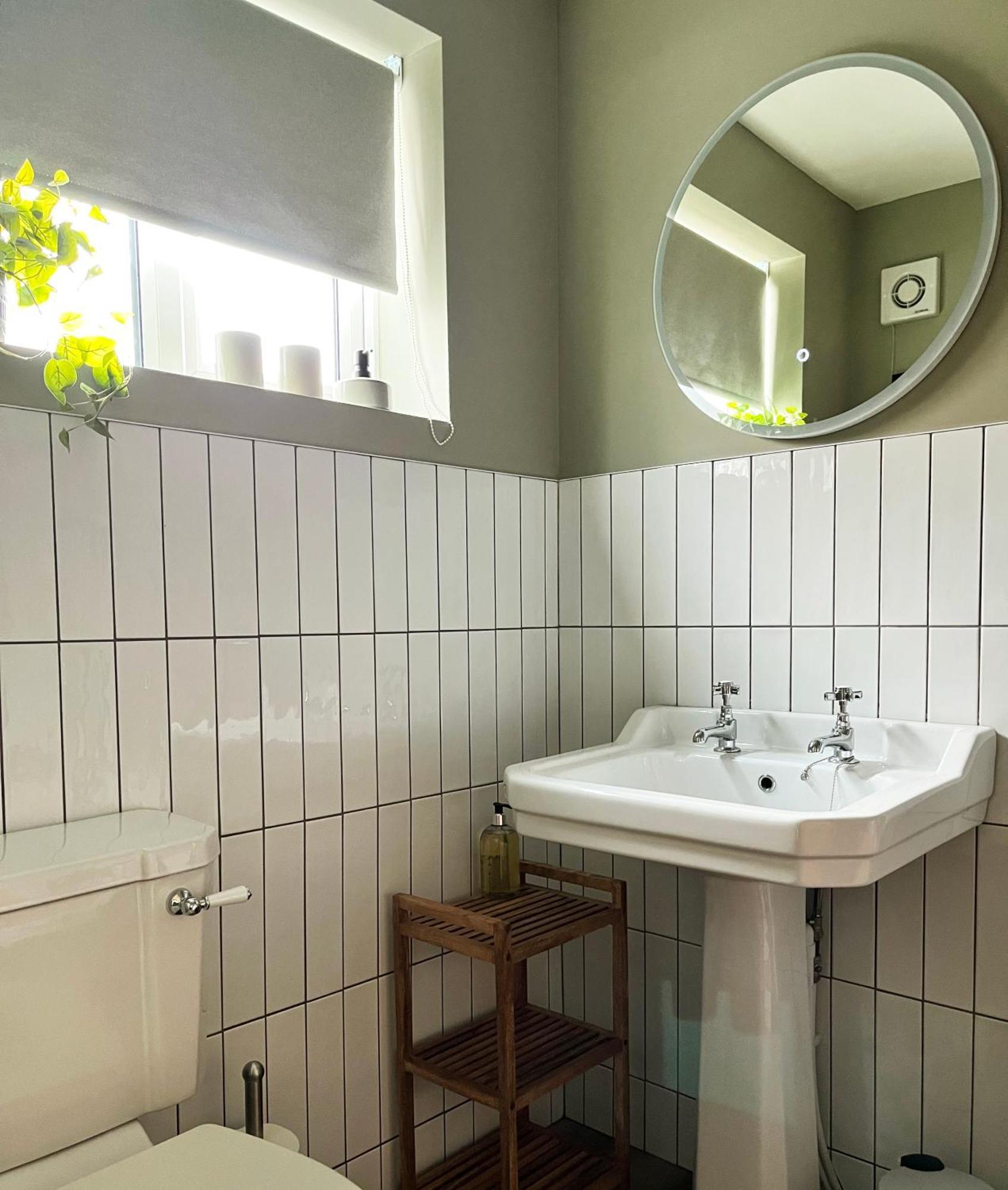 Boutique Style Cosy Cottage 埃尔斯米尔 外观 照片