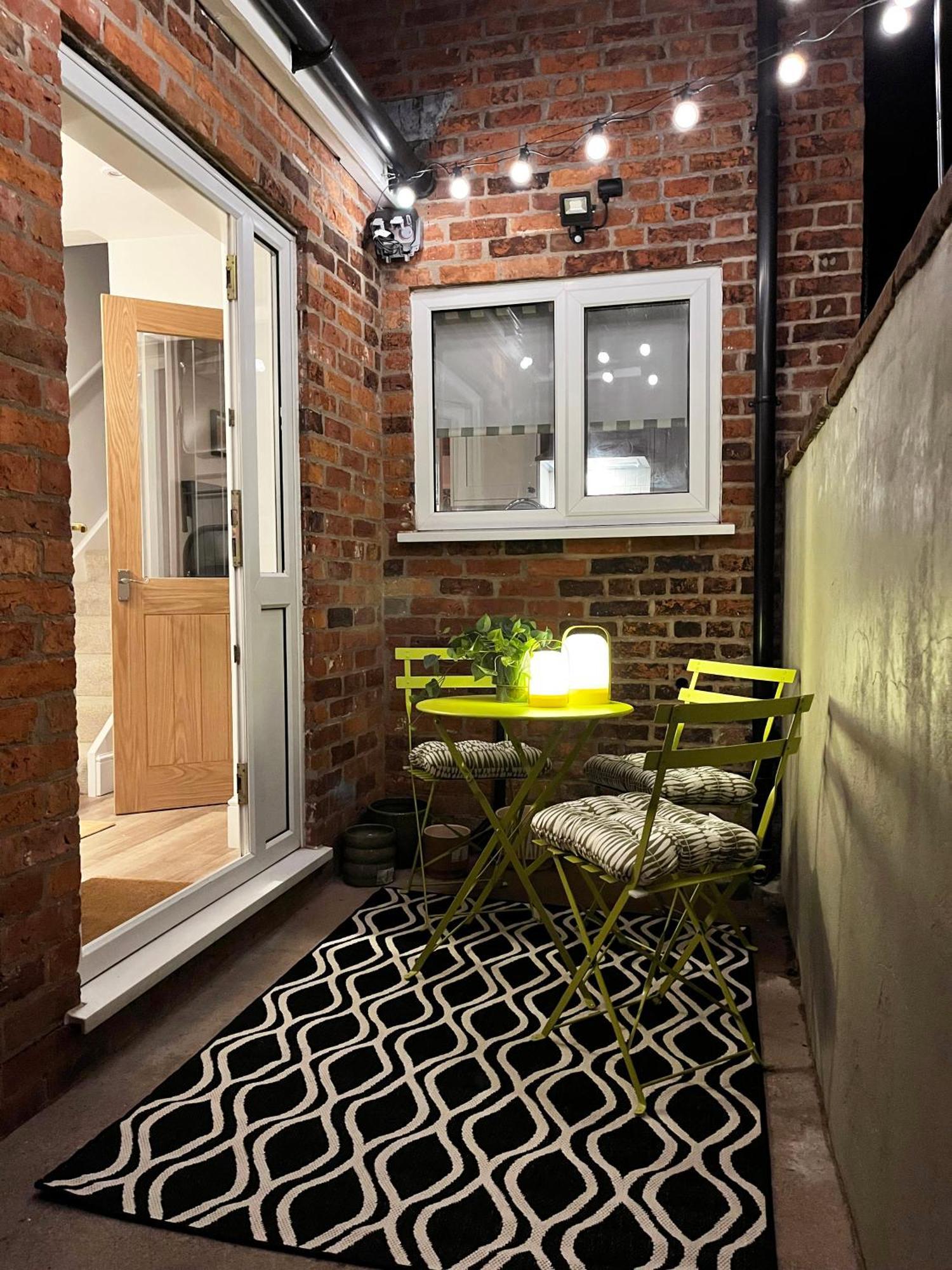 Boutique Style Cosy Cottage 埃尔斯米尔 外观 照片